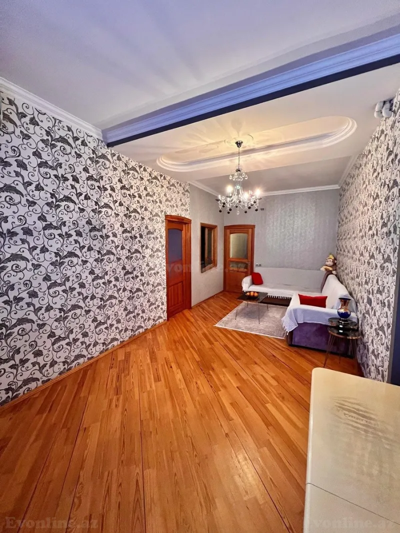 Satılır 3 otaqlı Mənzil Köhnə tikili 85 m² Xalqlar Dostluğu m.