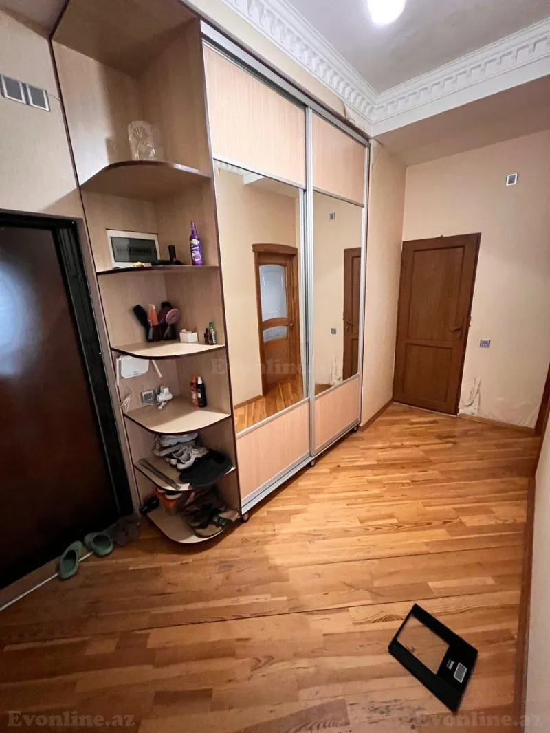 Satılır 3 otaqlı Mənzil Köhnə tikili 85 m² Xalqlar Dostluğu m. - şəkil 10