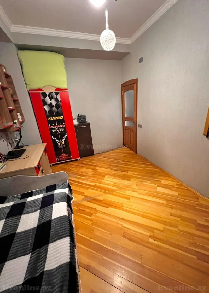Satılır 3 otaqlı Mənzil Köhnə tikili 85 m² Xalqlar Dostluğu m. - şəkil 12