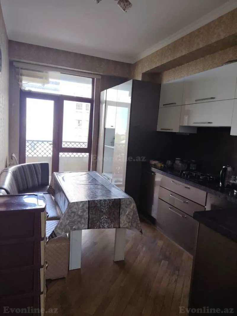 Kirayə verilir 2 otaqlı Mənzil Yeni tikili 80 m² Memar Əcəmi m. - şəkil 3