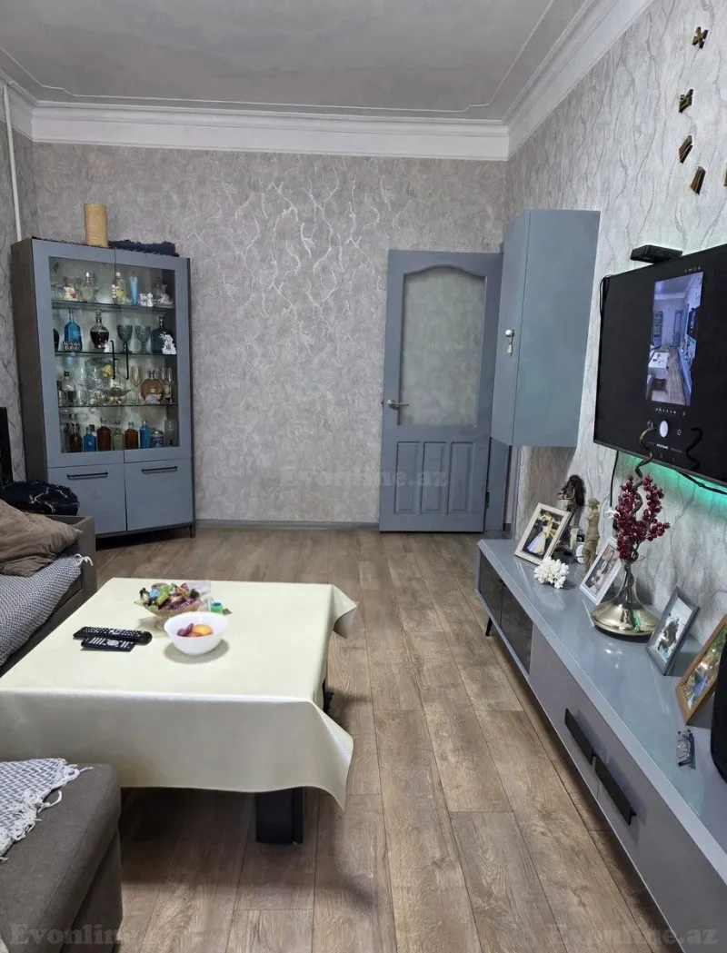 Satılır 2 otaqlı Mənzil Köhnə tikili 60 m² Əhmədli m. - şəkil 4