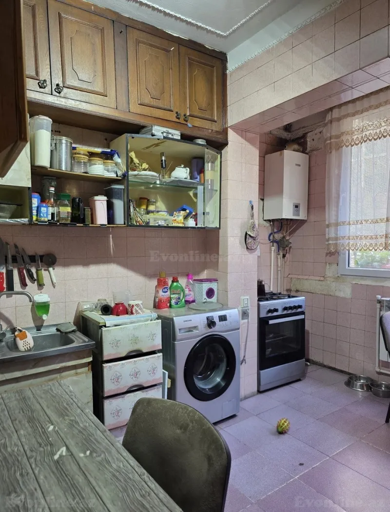 Satılır 2 otaqlı Mənzil Köhnə tikili 60 m² Əhmədli m. - şəkil 10