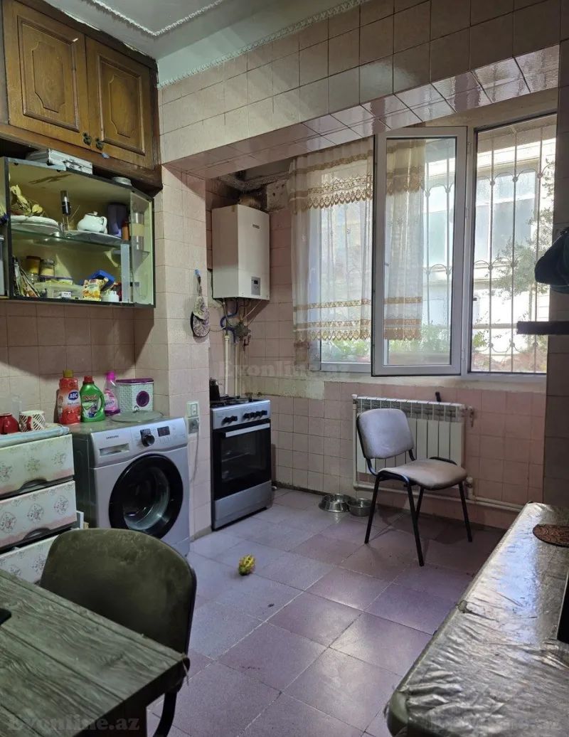 Satılır 2 otaqlı Mənzil Köhnə tikili 60 m² Əhmədli m. - şəkil 11