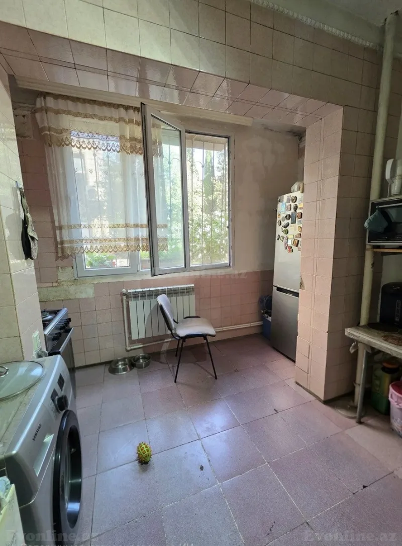 Satılır 2 otaqlı Mənzil Köhnə tikili 60 m² Əhmədli m. - şəkil 12