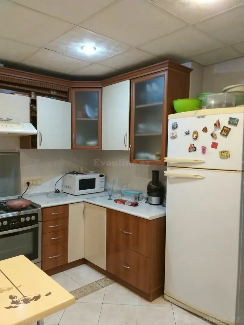 Kirayə verilir 3 otaqlı Mənzil Köhnə tikili 90 m² Nərimanov r. - şəkil 17