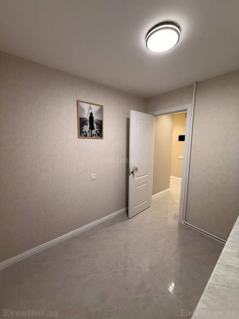 Satılır 2 otaqlı Mənzil Köhnə tikili 45 m² Elmlər Akademiyası m. - şəkil 6