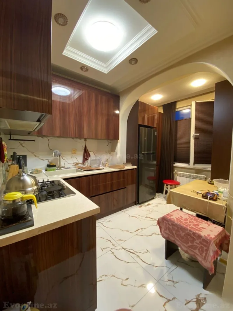 Kirayə verilir 2 otaqlı Mənzil Köhnə tikili 60 m² 4-cü mikrorayon - şəkil 9