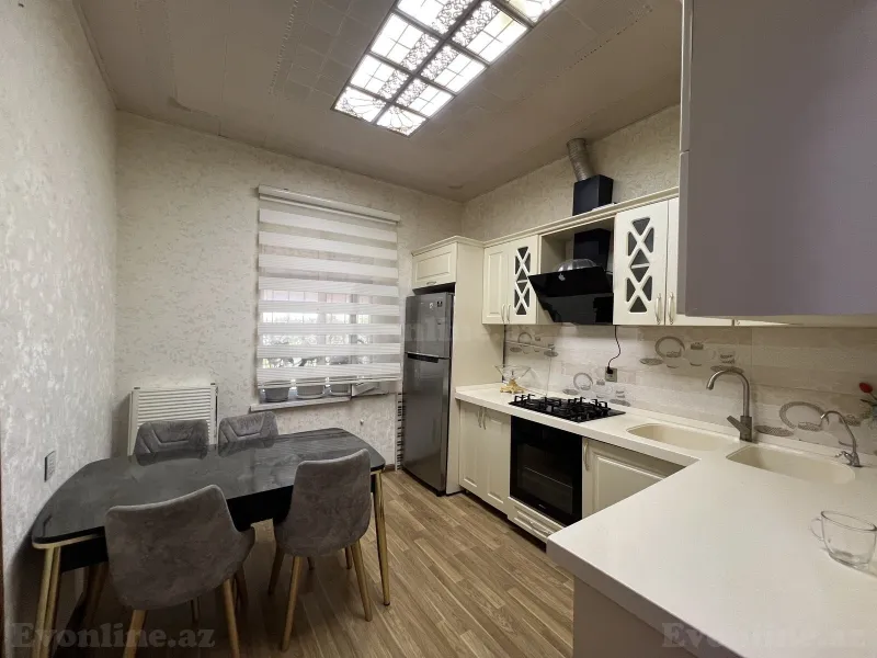 Satılır 5 otaqlı Həyət evi 200 m² Yeni Ramana - şəkil 14