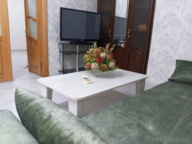 Kirayə verilir 3 otaqlı Mənzil Köhnə tikili 80 m² Səbail r. - şəkil 3
