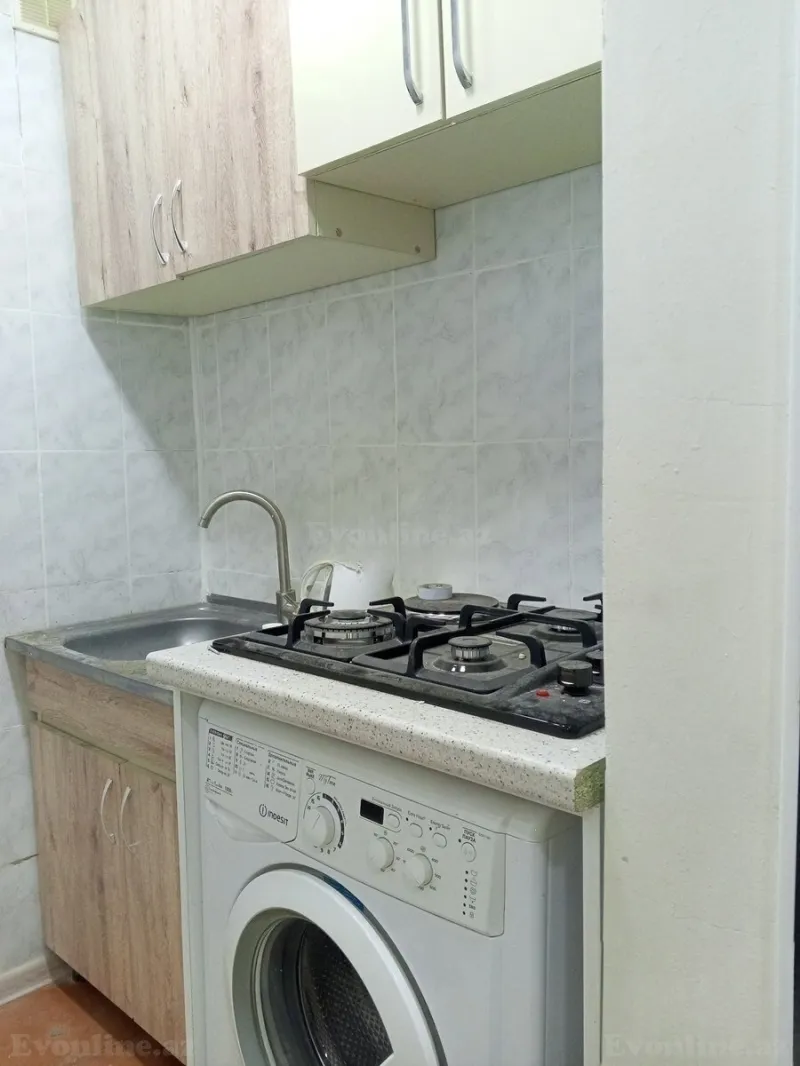 Kirayə verilir 3 otaqlı Mənzil Köhnə tikili 80 m² Səbail r. - şəkil 12