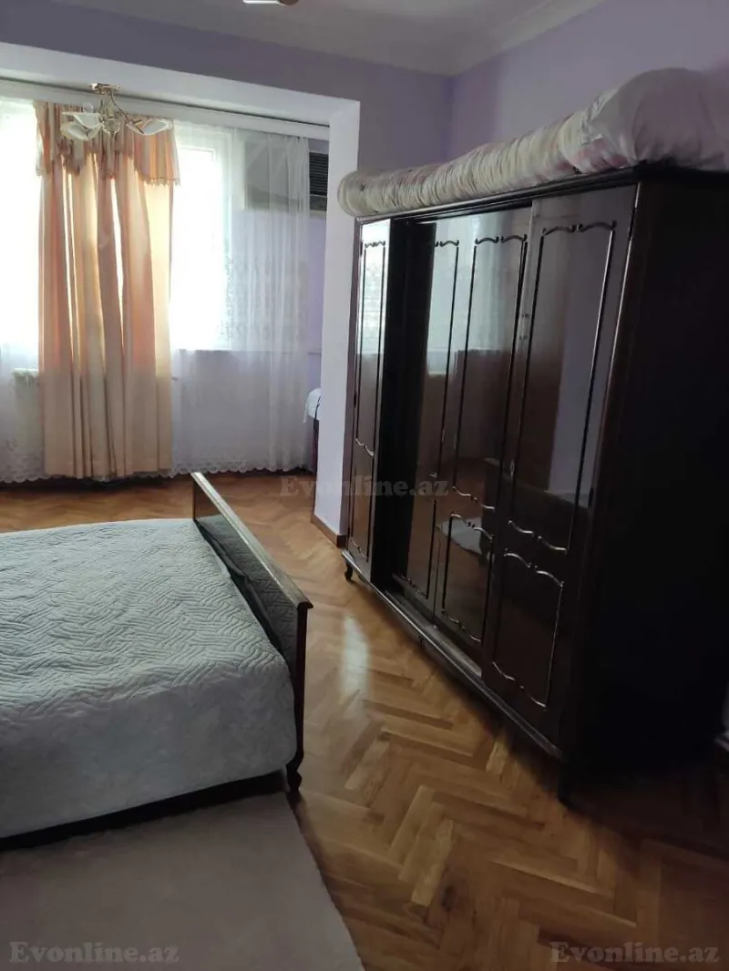 Kirayə verilir 3 otaqlı Mənzil Köhnə tikili 90 m² Elmlər Akademiyası m. - şəkil 2