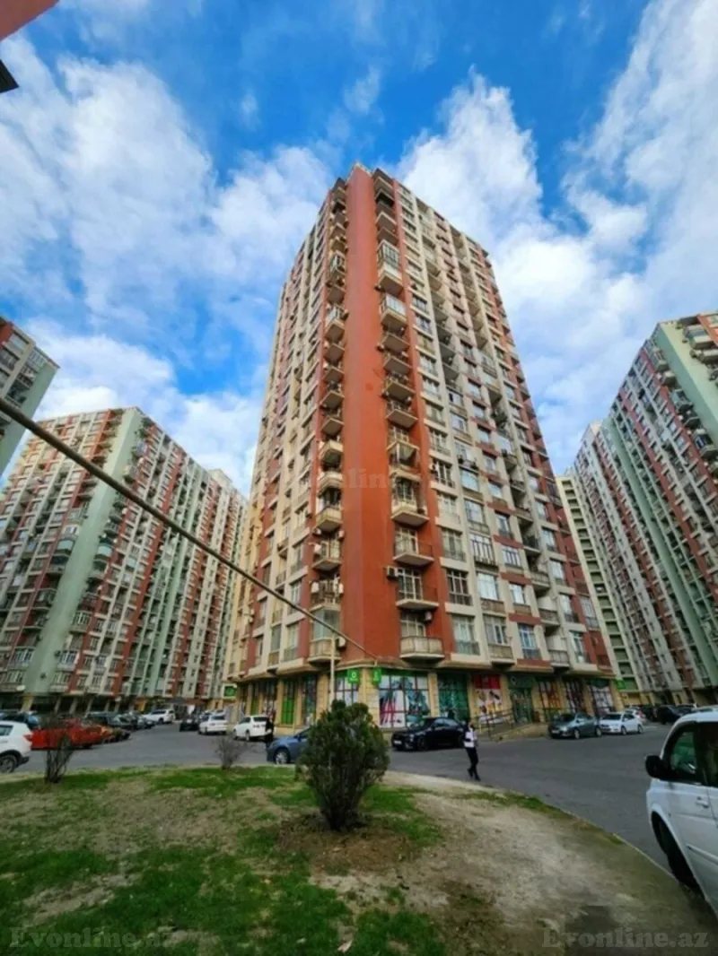 Kirayə verilir 3 otaqlı Mənzil Yeni tikili 130 m² Bakmil m. - şəkil 2