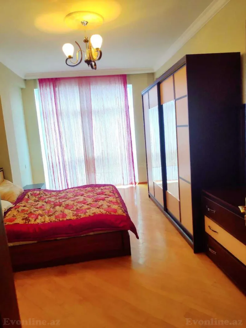 Kirayə verilir 3 otaqlı Mənzil Yeni tikili 130 m² Bakmil m. - şəkil 7