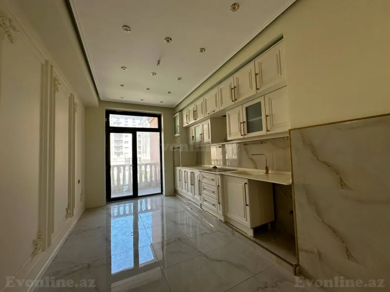 Satılır 5 otaqlı Mənzil Yeni tikili 193 m² Xətai r. - şəkil 22