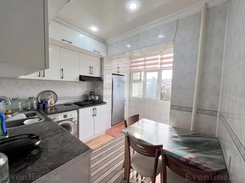 Satılır 4 otaqlı Mənzil Köhnə tikili 867 m² Köhnə Günəşli