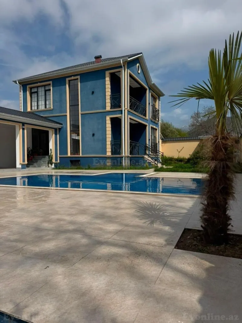 5 otaqlı Həyət evi 270 m² Qəbələ Kirayə verilir