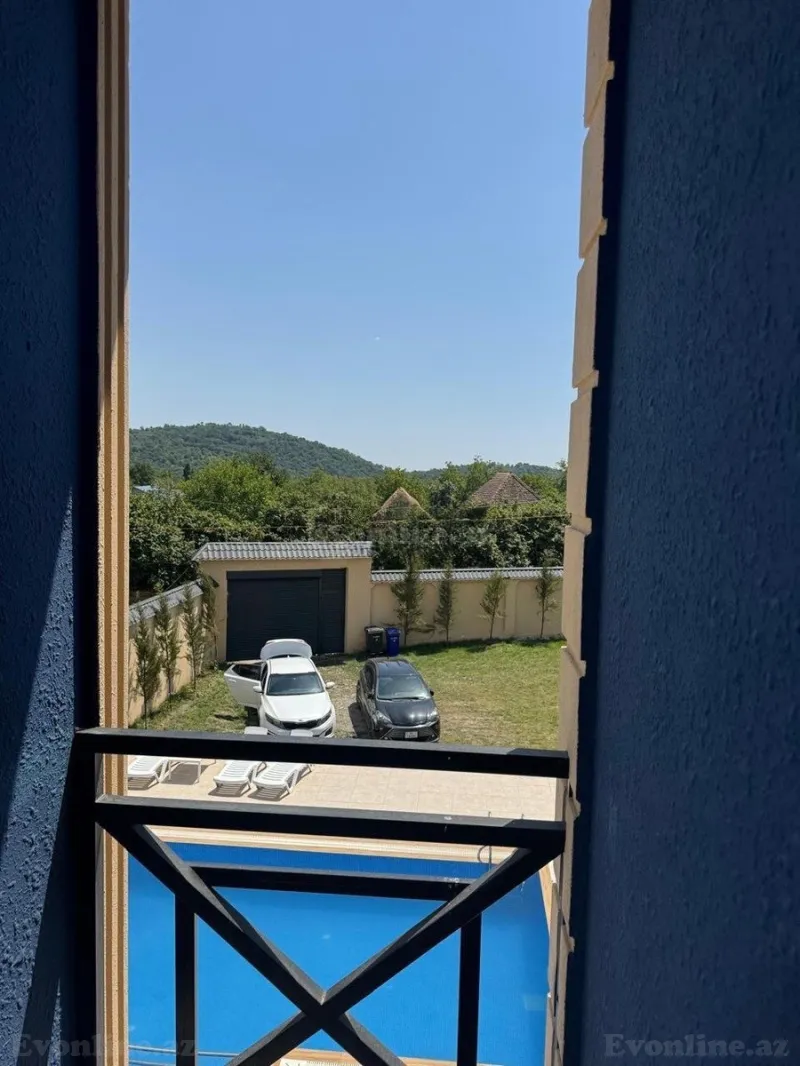 Kirayə verilir 5 otaqlı Həyət evi 270 m² Qəbələ - şəkil 4