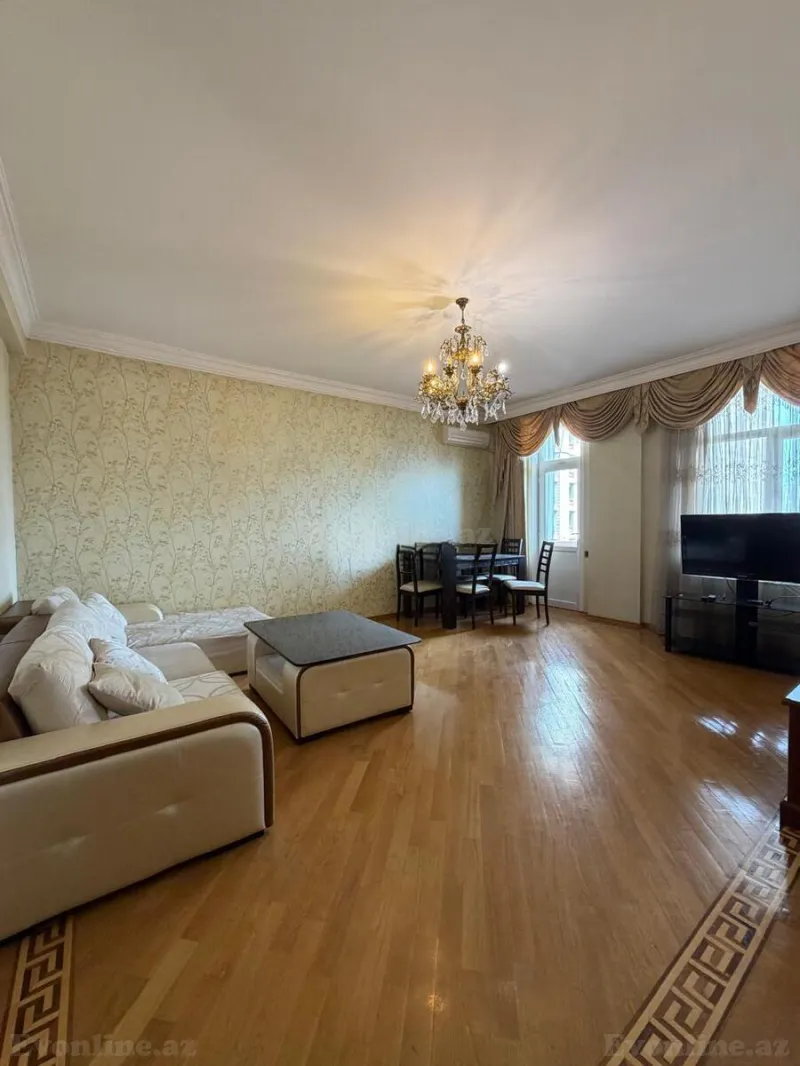 Satılır 3 otaqlı Mənzil Yeni tikili 145 m² Nizami m.