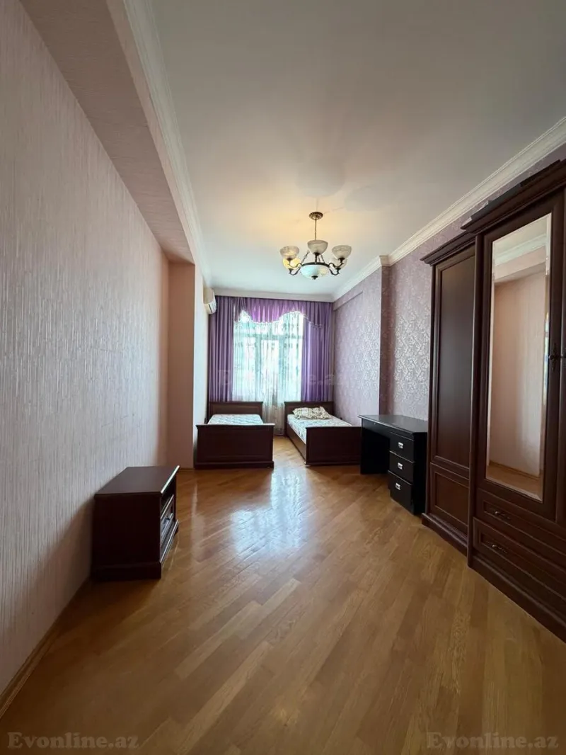 Satılır 3 otaqlı Mənzil Yeni tikili 145 m² Nizami m. - şəkil 5