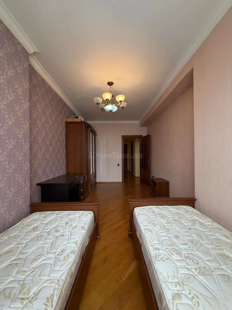 Satılır 3 otaqlı Mənzil Yeni tikili 145 m² Nizami m. - şəkil 6