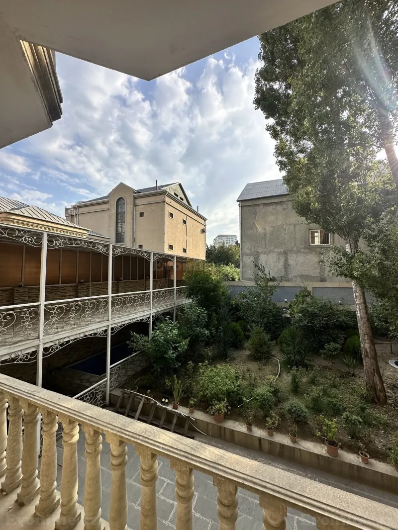 Satılır 17 otaqlı Həyət evi 1000 m² Nəsimi m. - şəkil 7