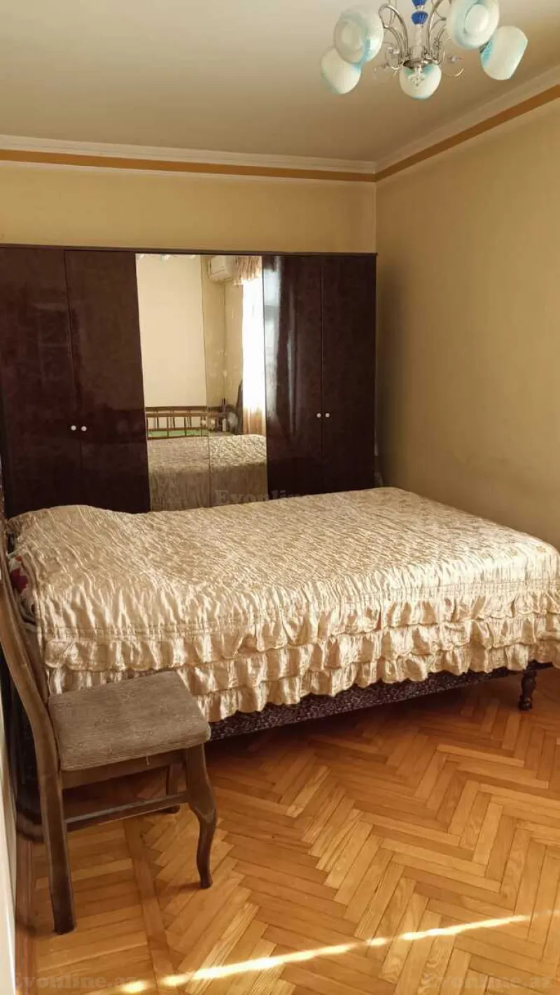 Satılır 2 otaqlı Mənzil Köhnə tikili 50 m² 8-ci kilometr - şəkil 4