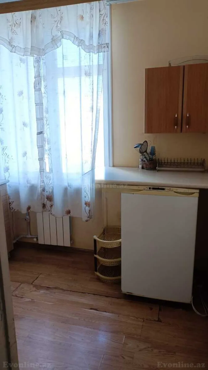 Satılır 2 otaqlı Mənzil Köhnə tikili 50 m² 8-ci kilometr - şəkil 6