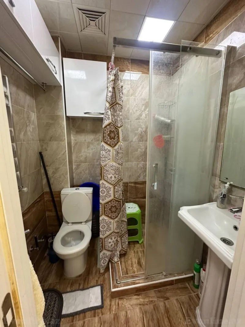 Kirayə verilir 2 otaqlı Mənzil Yeni tikili 65 m² Memar Əcəmi m. - şəkil 9