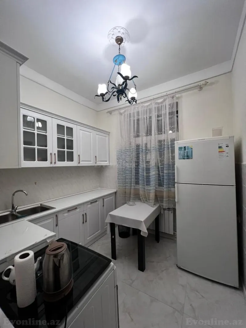 Kirayə verilir 2 otaqlı Mənzil Köhnə tikili 80 m² Nəsimi r. - şəkil 10