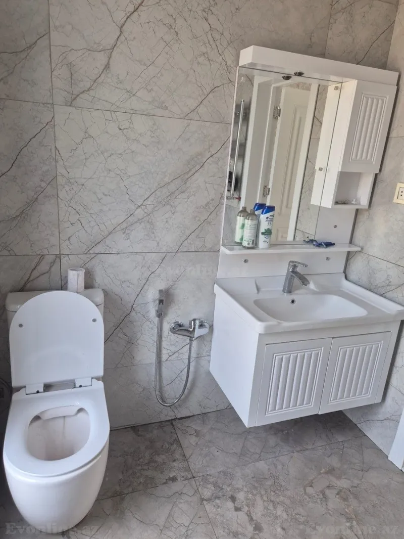 Kirayə verilir 10 otaqlı Həyət evi 200 m² Qəbələ - şəkil 19
