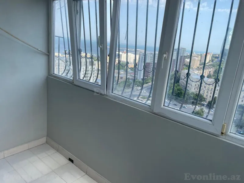 Satılır 3 otaqlı Mənzil Yeni tikili 110 m² Elmlər Akademiyası m. - şəkil 14
