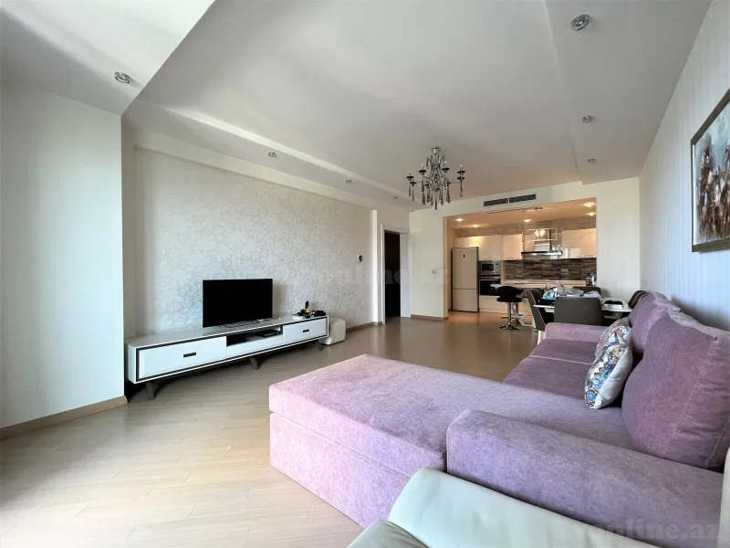 Kirayə verilir 3 otaqlı Mənzil Yeni tikili 150 m² Səbail r. - şəkil 4