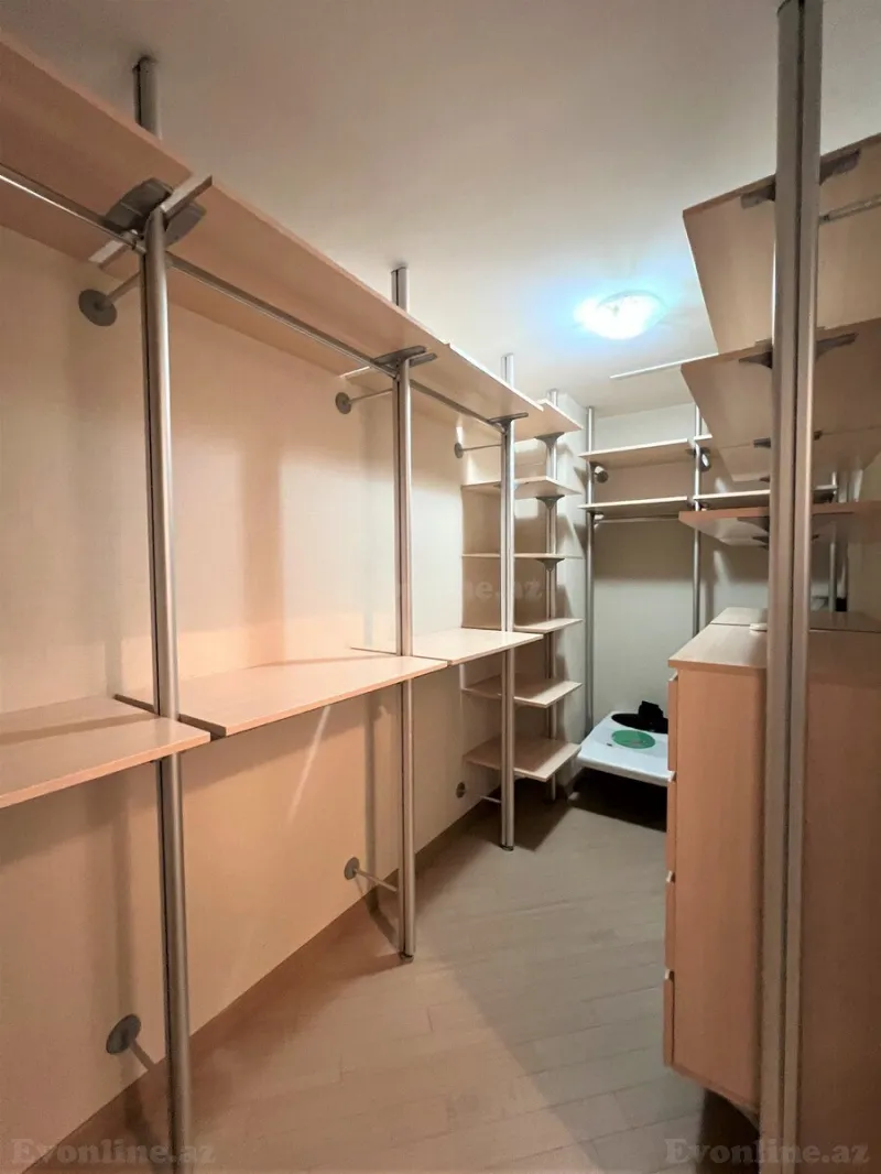 Kirayə verilir 3 otaqlı Mənzil Yeni tikili 150 m² Səbail r. - şəkil 12