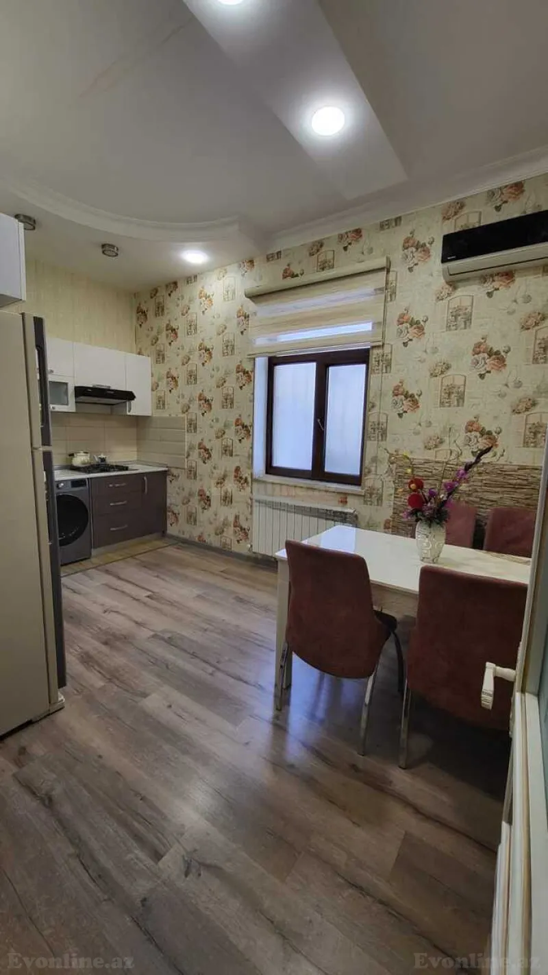 Kirayə verilir 6 otaqlı Həyət evi 260 m² Səbail r. - şəkil 12