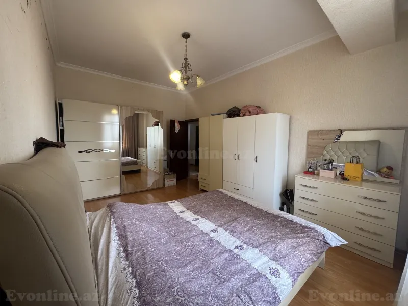 Satılır 3 otaqlı Mənzil Yeni tikili 95 m² Səbail r. - şəkil 4
