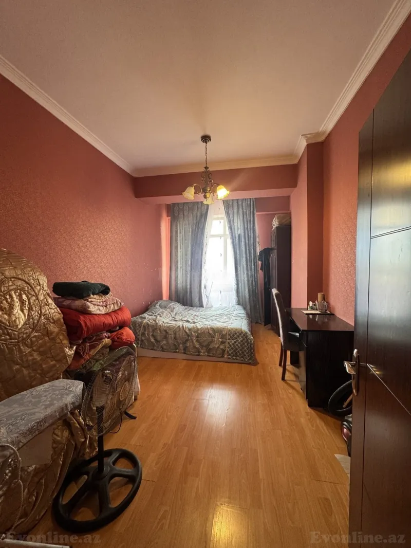 Satılır 3 otaqlı Mənzil Yeni tikili 95 m² Səbail r. - şəkil 5