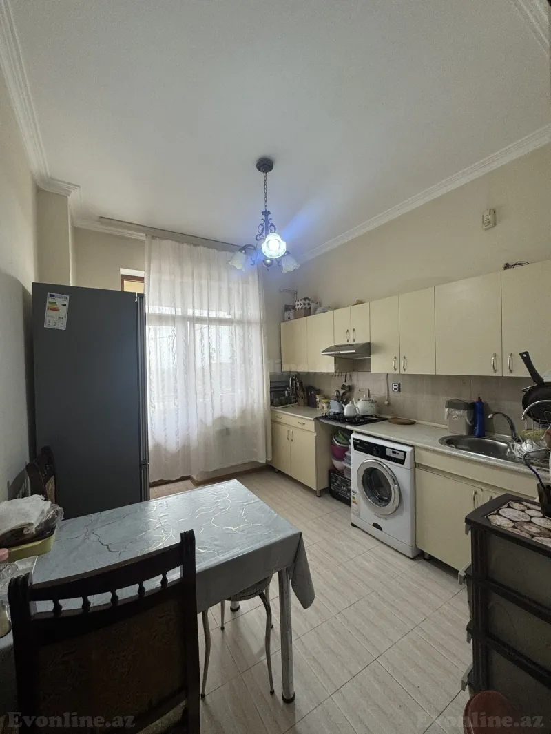 Satılır 3 otaqlı Mənzil Yeni tikili 95 m² Səbail r. - şəkil 7