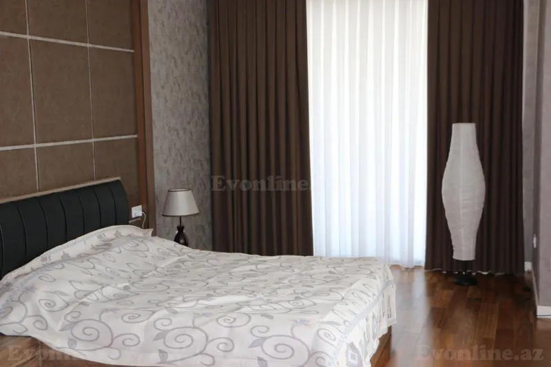 Kirayə verilir 4 otaqlı Mənzil Yeni tikili 370 m² Səbail r. - şəkil 7