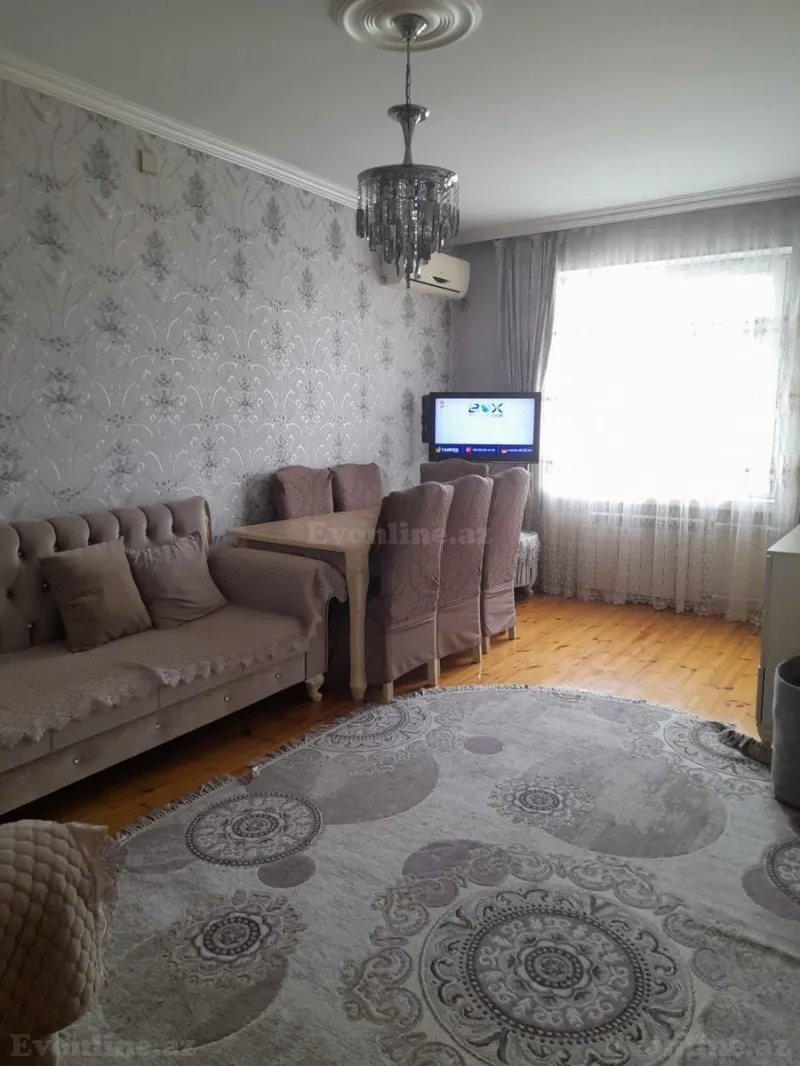 Satılır 3 otaqlı Mənzil Köhnə tikili 80 m² 8-ci kilometr
