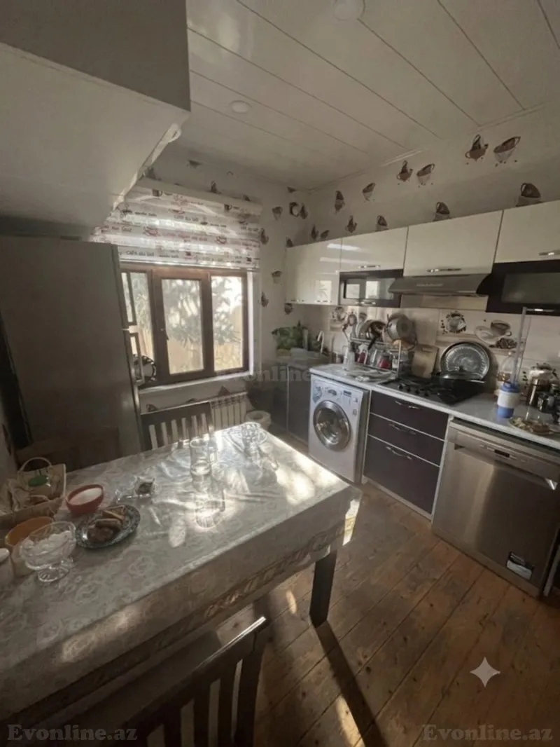 Kirayə verilir 4 otaqlı Həyət evi 100 m² İnşaatçılar m. - şəkil 6