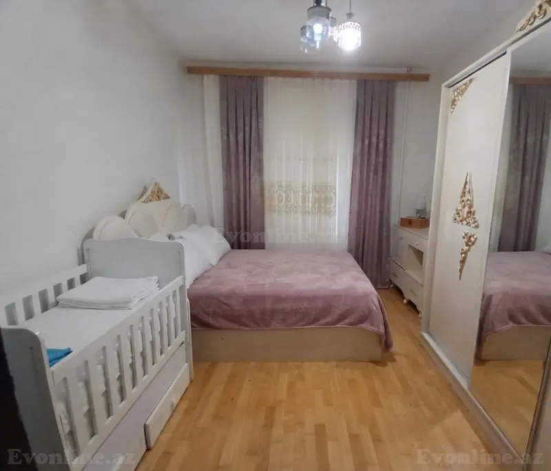 Satılır 3 otaqlı Mənzil Köhnə tikili 826 m² Köhnə Günəşli
