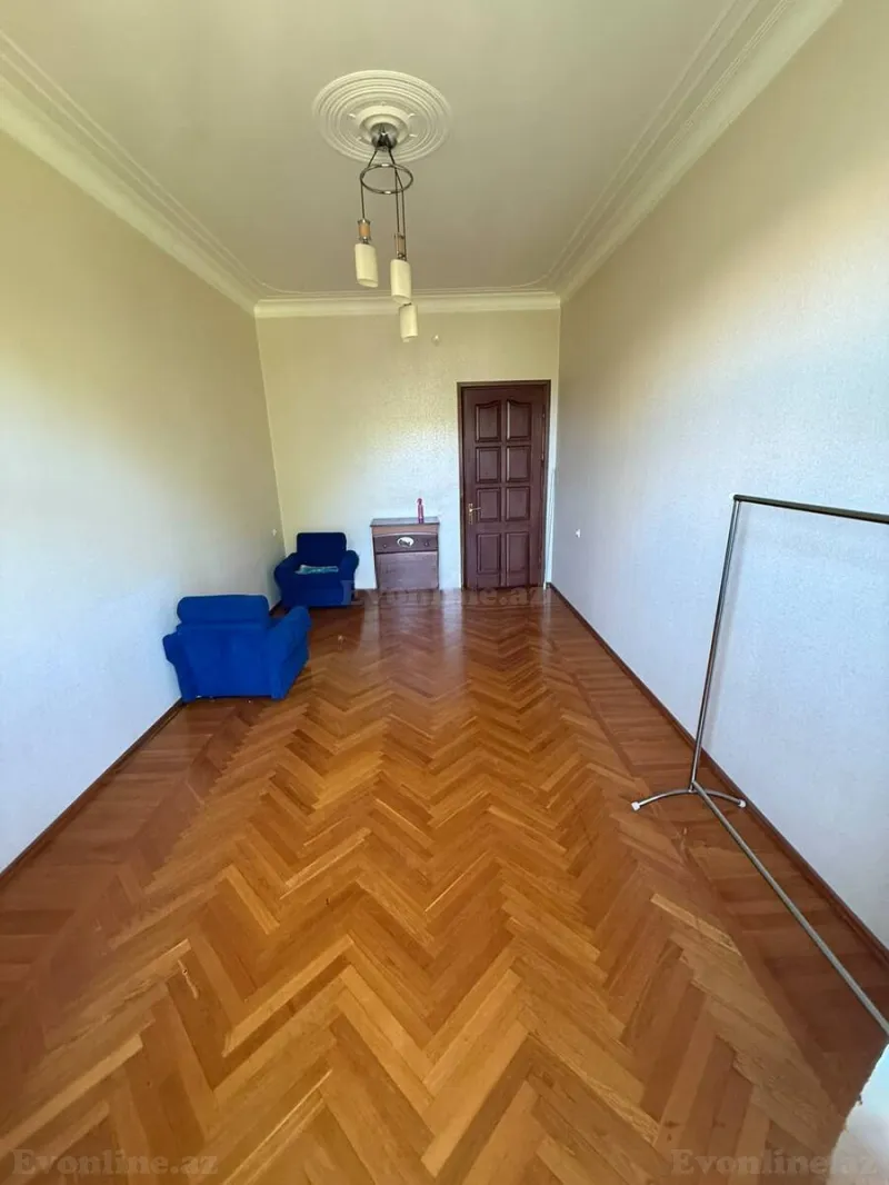 Kirayə verilir 4 otaqlı Mənzil Köhnə tikili 100 m² Nəriman Nərimanov m. - şəkil 5