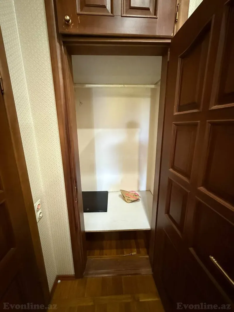 Kirayə verilir 4 otaqlı Mənzil Köhnə tikili 100 m² Nəriman Nərimanov m. - şəkil 12