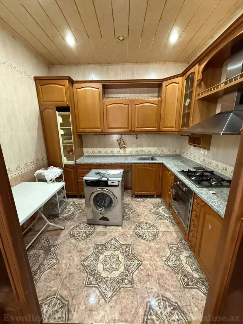 Kirayə verilir 4 otaqlı Mənzil Köhnə tikili 100 m² Nəriman Nərimanov m. - şəkil 13