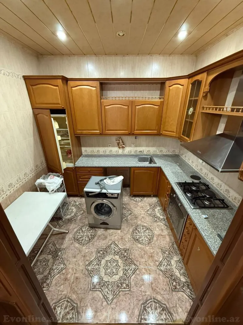 Kirayə verilir 4 otaqlı Mənzil Köhnə tikili 100 m² Nəriman Nərimanov m. - şəkil 14
