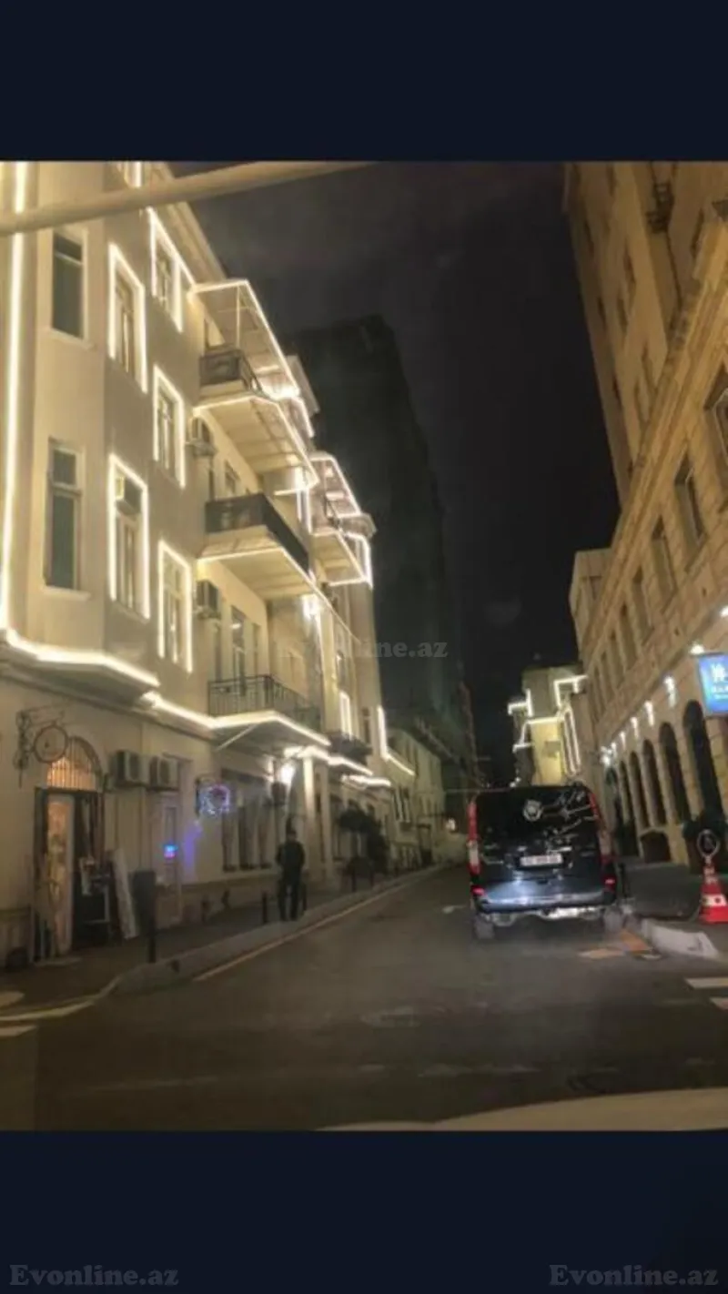 Satılır 5 otaqlı Mənzil Köhnə tikili 172 m² Nizami m. - şəkil 26
