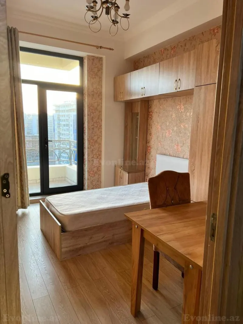 Kirayə verilir 3 otaqlı Mənzil Yeni tikili 80 m² 28 May m. - şəkil 9