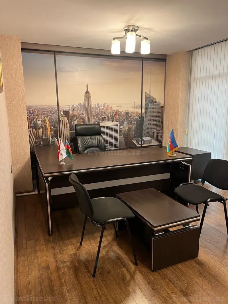 6 otaqlı Ofis 220 m² Əhmədli m. Kirayə verilir