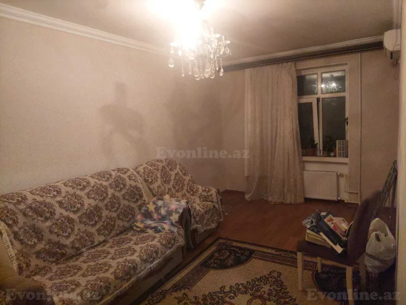 Satılır 3 otaqlı Mənzil Köhnə tikili 75 m² Həzi Aslanov