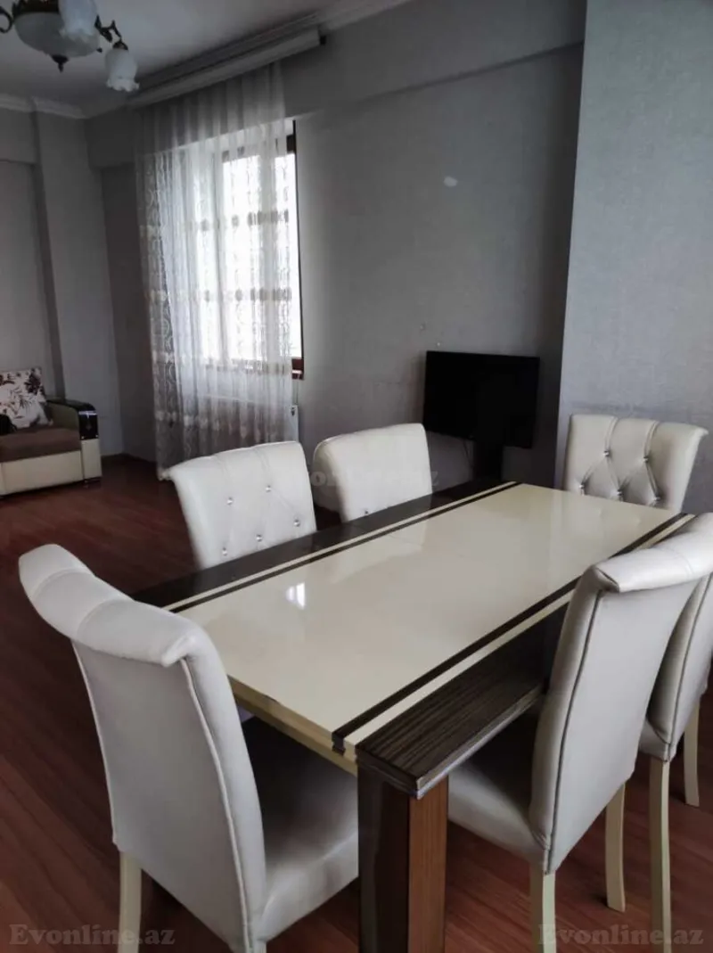 Satılır 3 otaqlı Mənzil Yeni tikili 90 m² Səbail r. - şəkil 4